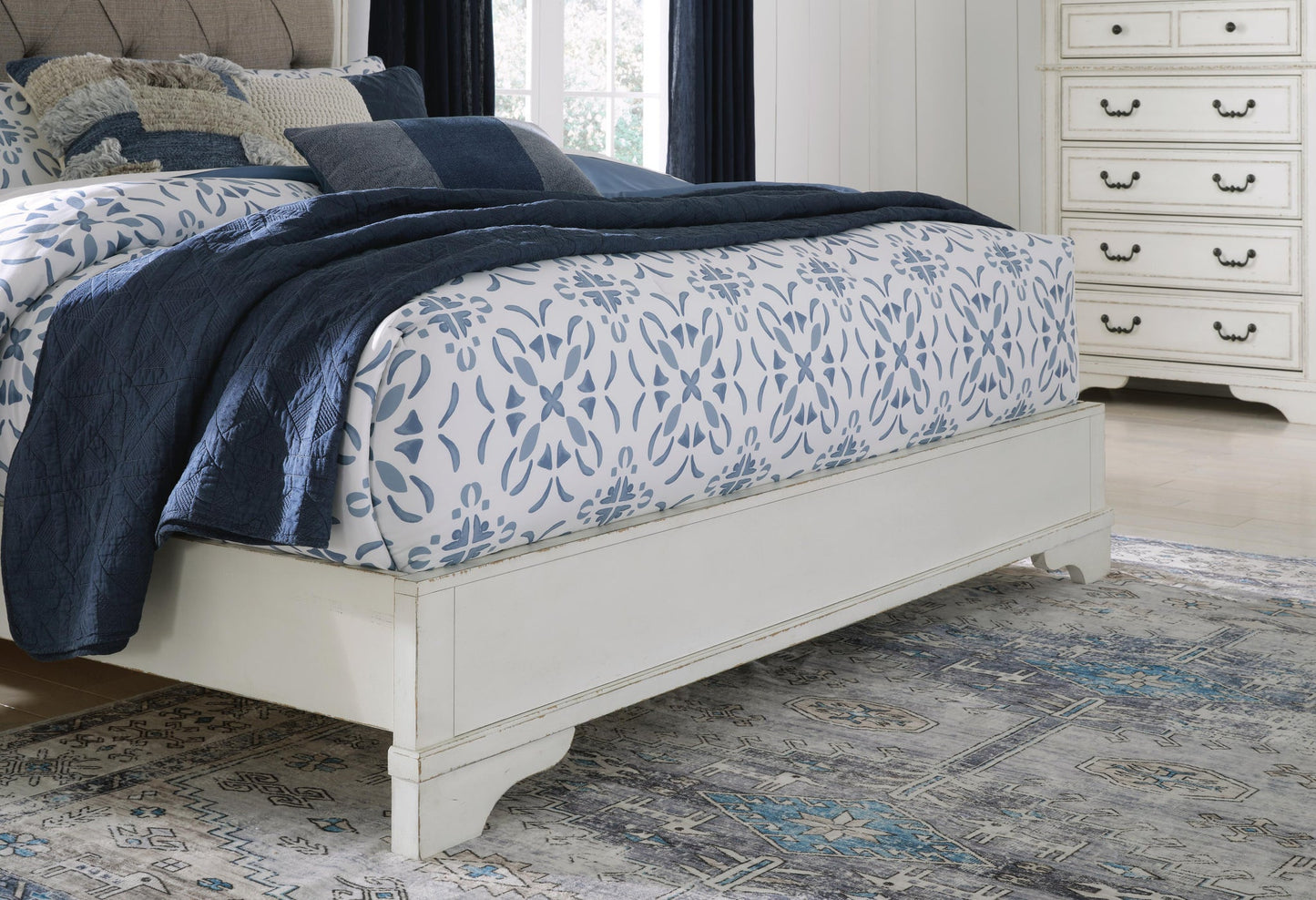 Blendon Queen Upholstered Panel Bed