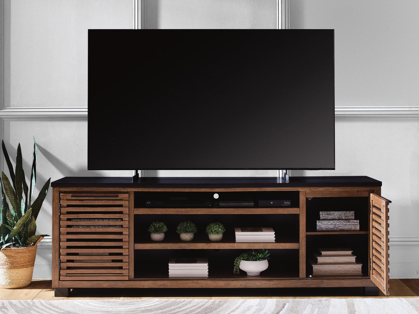 Kallari XL TV Stand w/Fireplace Option