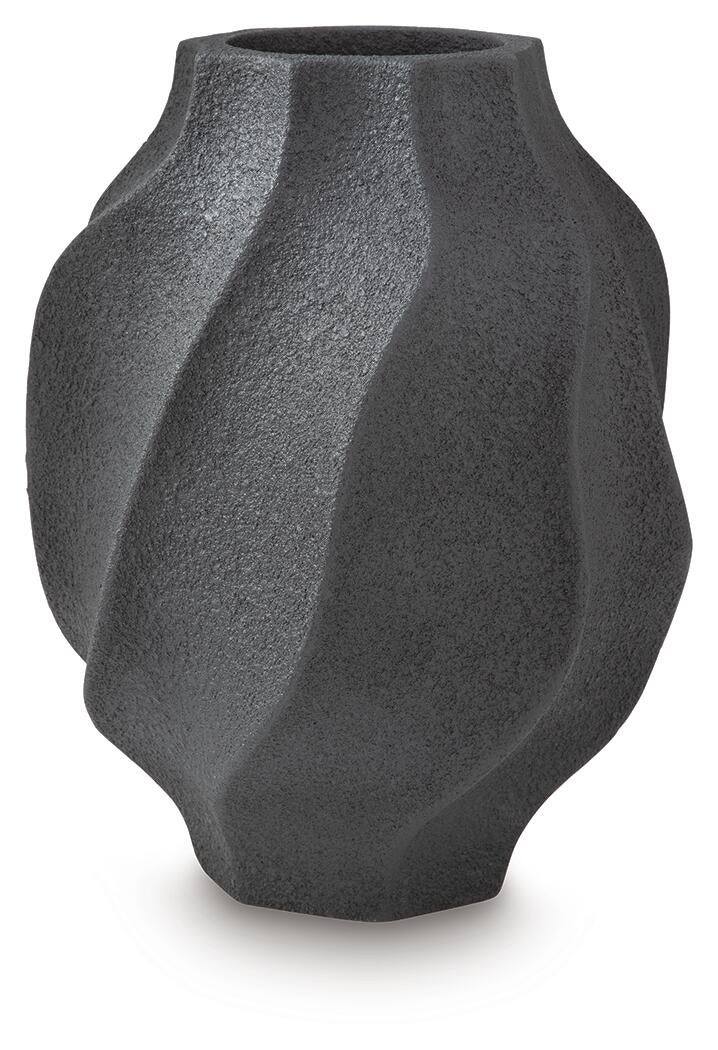 Judworth Vase